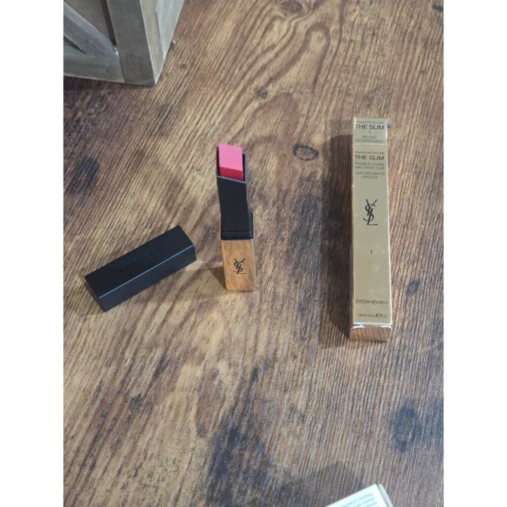 NIB YSL Rouge Pur Couture The Slim Matte Lipstick  1 Rouge Extravagant Full Size